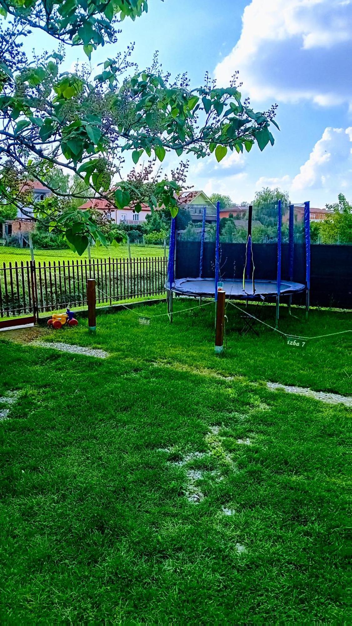 Penzión Vilka Podhájčanka Podhájska Exterior foto